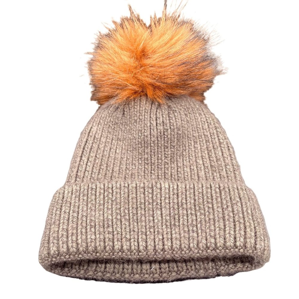 Anthropologie Norla Canada Chunky Knit Pom Hat